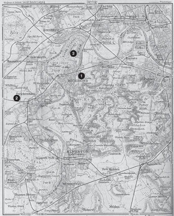 Map showing sites in London referred to in Alexander's Bridge.