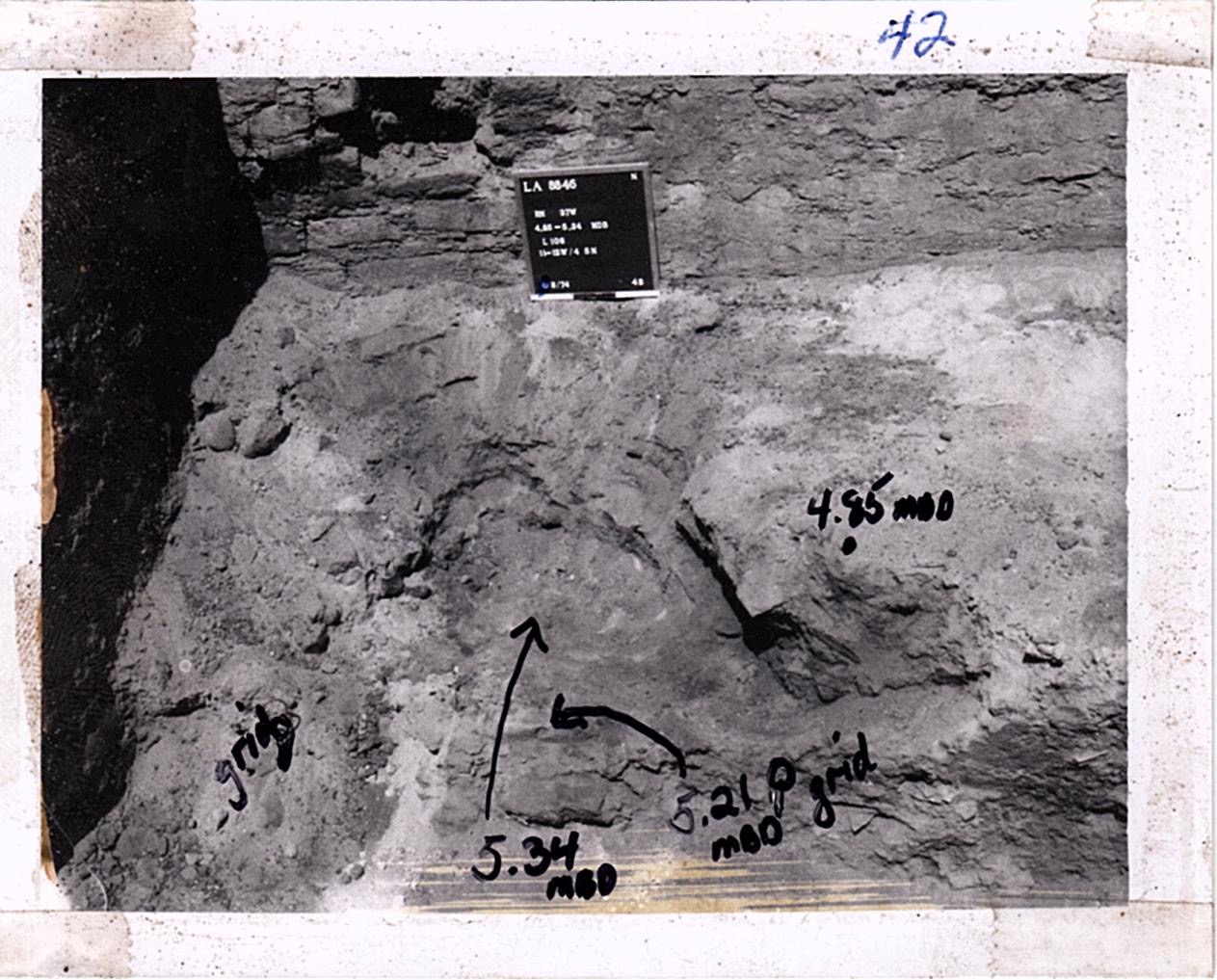 PA08235