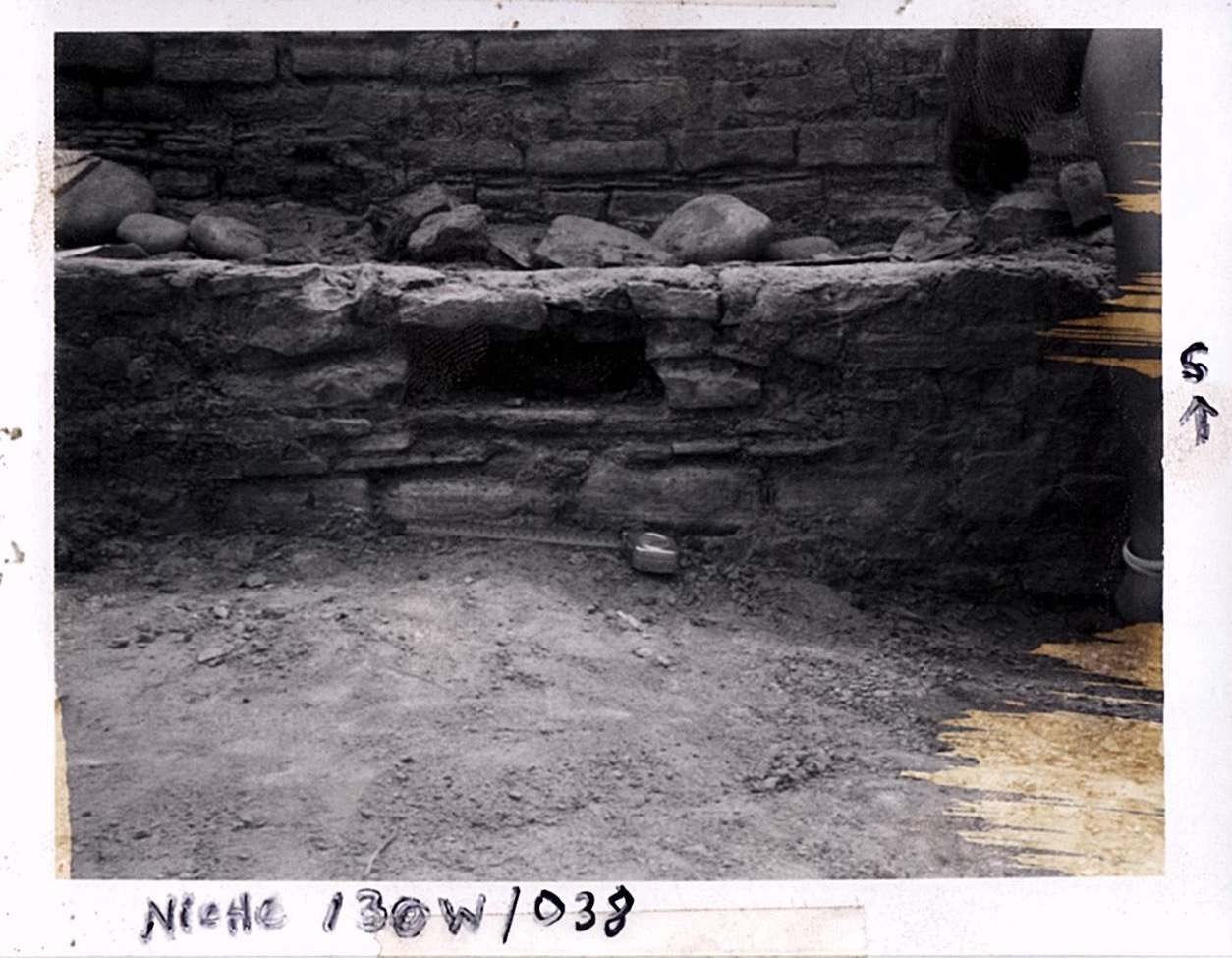 PA09571