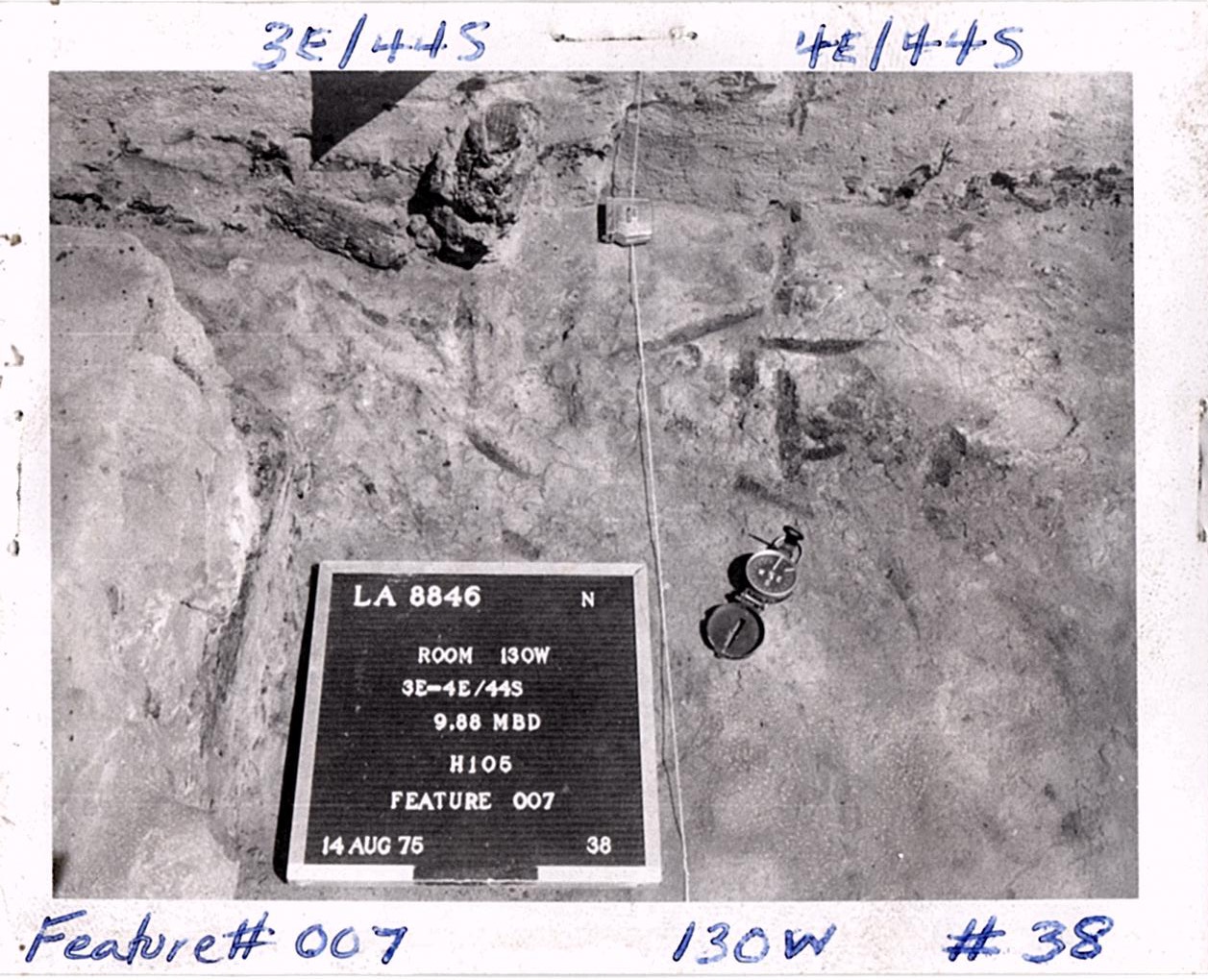 PA09577